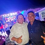 Cumpleaños sin austeridad, “Huacho” festeja  en grande