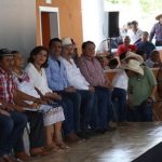 “Huacho” Díaz quiso robar protagonismo ante ganaderos pero lo ignoraron
