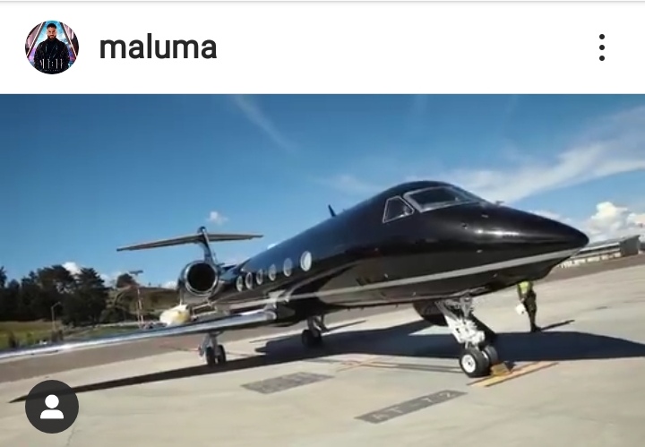 Maluma vendrá a Mérida en su propio avión privado, lo acaba de estrenar