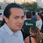 Siguen las quejas contra el mal trabajo de “Huacho” Díaz en el pago de becas, más afectados de distintos programas