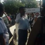 Vuelve el protagonismo del maestro protestón: Jesús González Cupul de nuevo causa disturbios a las puertas de la Segey
