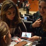 Verónica Camino presume sus redes sociales propagandísticas con sus amigas morenistas