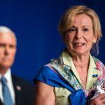 Estados Unidos en “una nueva fase” de la pandemia