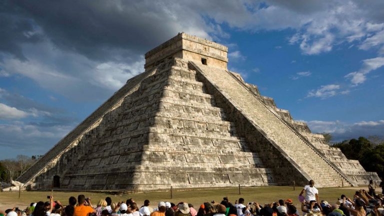 La apertura de zonas arqueológicas  impulsará la reactivación de Yucatán