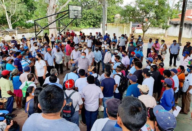 Expone Huacho Díaz   a campesino al coronavirus en “censo” de reclamaciones