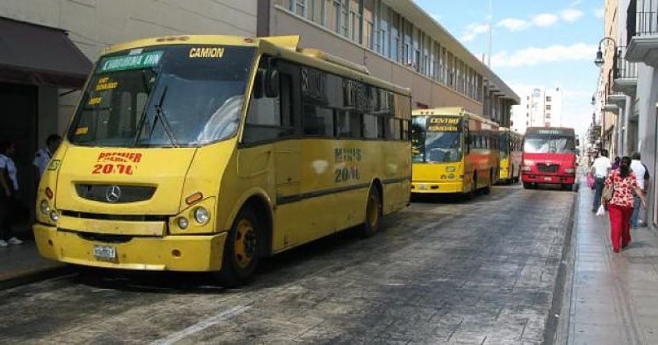 Las tarifas de los autobuses seguirán sin alza, decreta el gobierno estatal