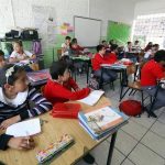 Escuelas privadas amenazan con regresar a las aulas