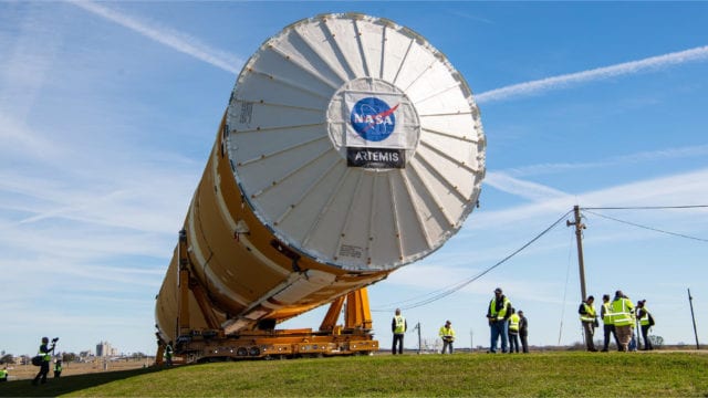 La NASA probará los cohetes que podrían llevar humanos a la Luna