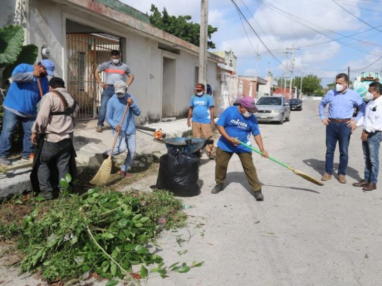 Intenso programa de bacheo por la temporada de lluvias