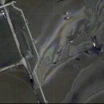 Fotos aéreas tras el paso de Ida muestran una mancha negra sobre el agua del Golfo de México