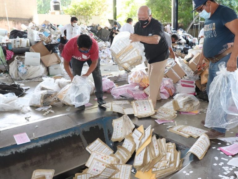 Destruye el INE Yucatán 23.5 toneladas de documentación de proceso electoral