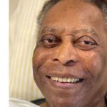 Pelé es hospitalizado de nuevo