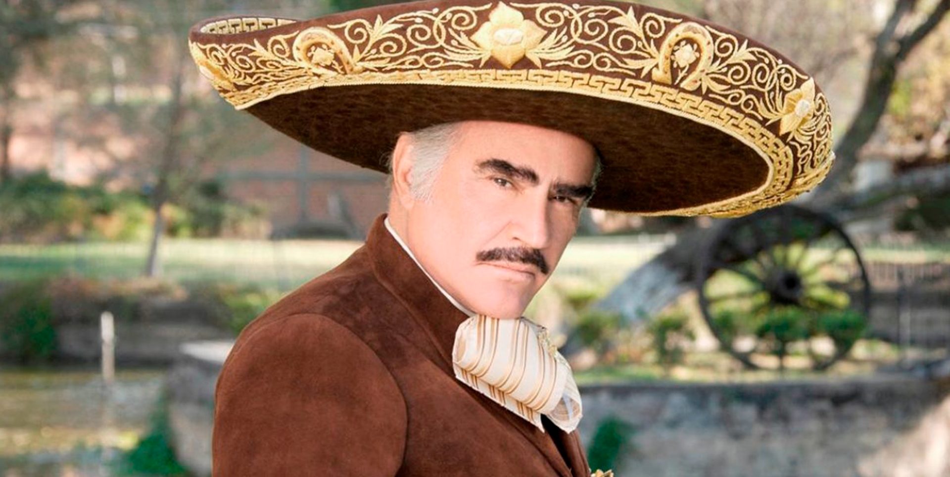 Muere Vicente Fernández, el Rey de los palenques