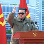 El dictador de Corea del Norte, Kim Jong-un, sentencia a trabajos forzados a jardineros porque sus plantas no florecen