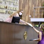 Congreso analiza iniciativa que protege a la mujer embarazada