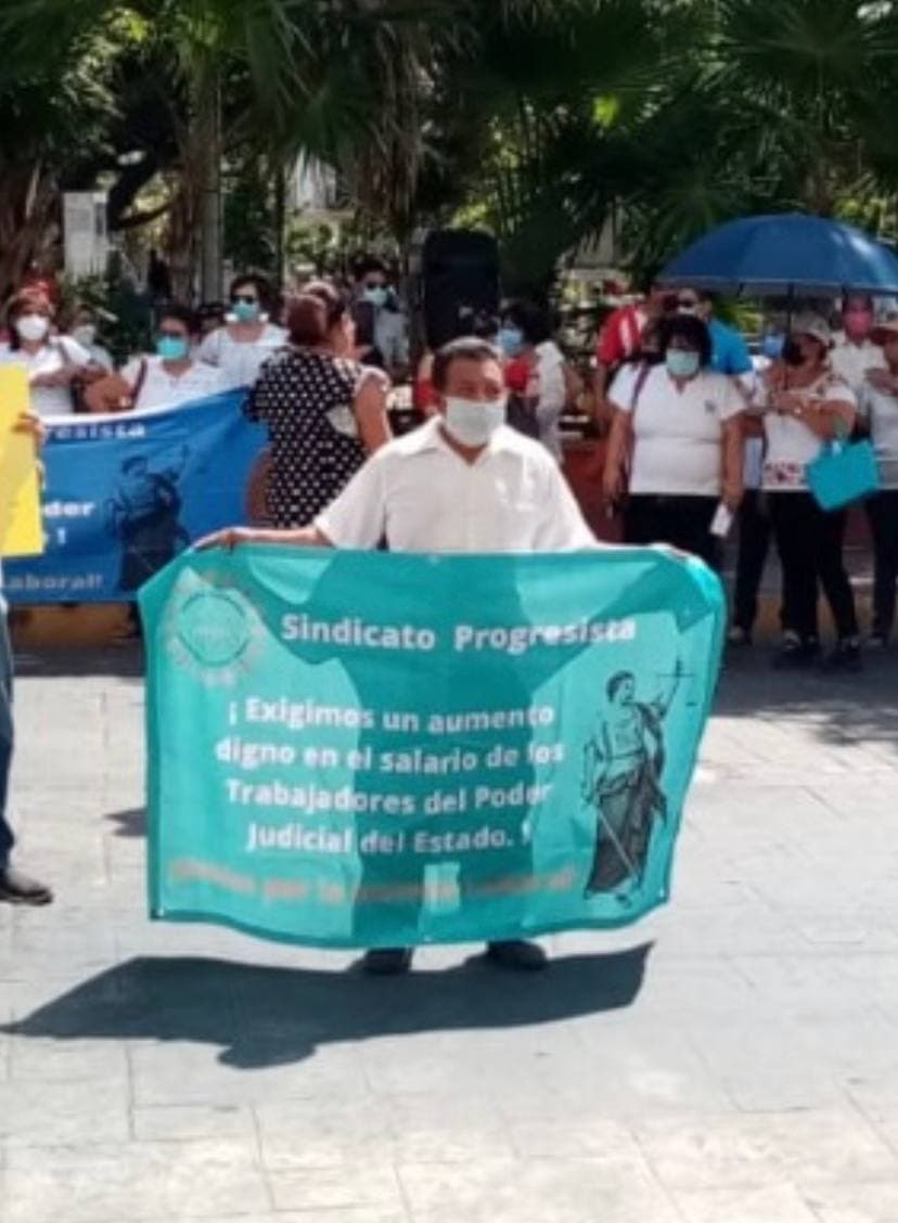 Trabajadores del Poder Judicial del Estado y maestros acusan desfalco al Isstey