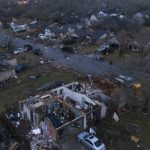 Texas y Oklahoma son azotados por tornados