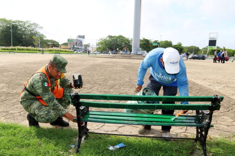 El ayuntamiento de Mérida y la Sedena trabajan juntos en la limpieza y mantenimiento de la ciudad