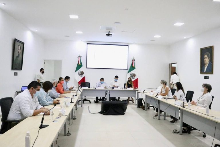 Se reúnen los diputados integrantes de la comisión especial para atender la situación del Isstey