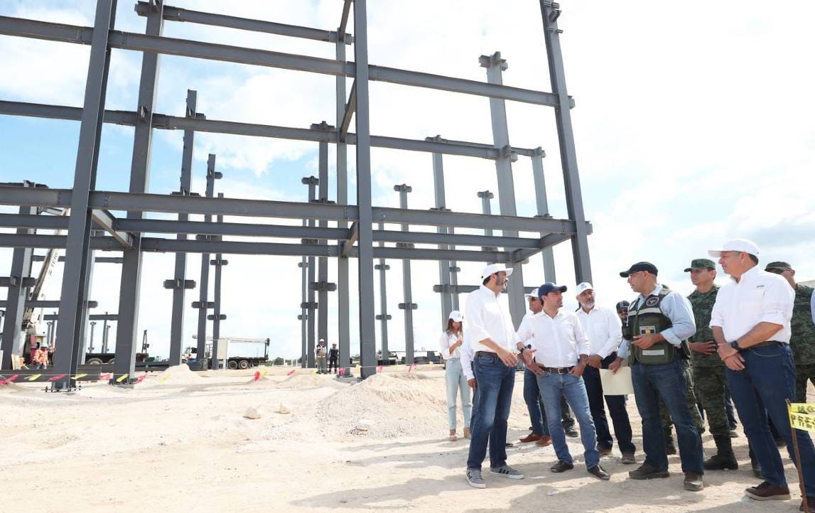 Vila realiza visita de observación a obras del nuevo Hospital General “Dr. Agustín O’Horán”