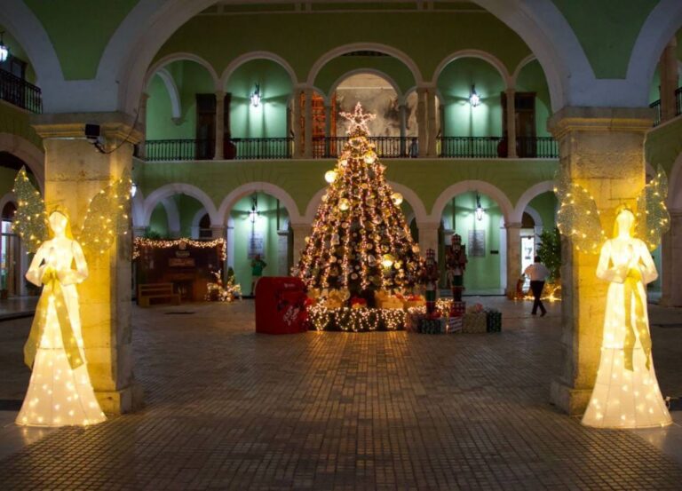 Llega la Navidad a Palacio de Gobierno