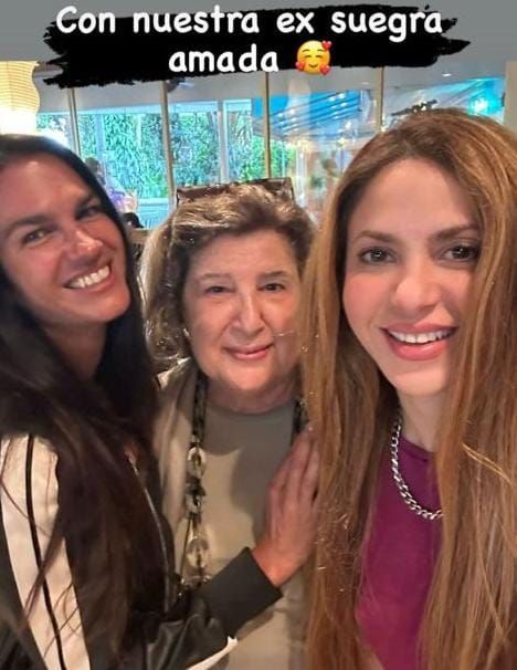 Shakira publica foto con su exsuegra a la que llama “amada”