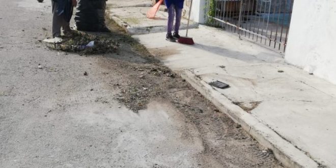 “Ayuntamiento en Acción” sigue firme y continúa saneando calles y avenidas de Progreso