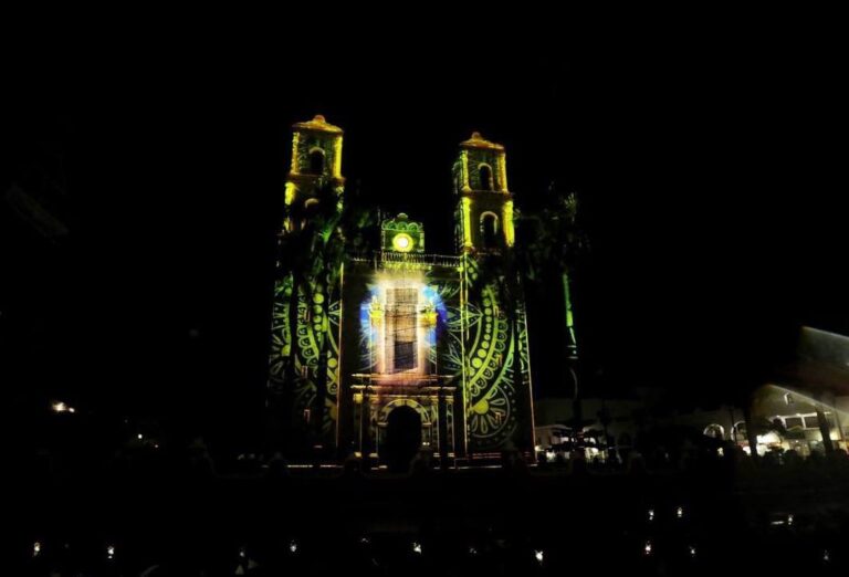 Inaugura Vila Dosal el espectáculo de luz y sonido en la Iglesia de San Servacio en Valladolid