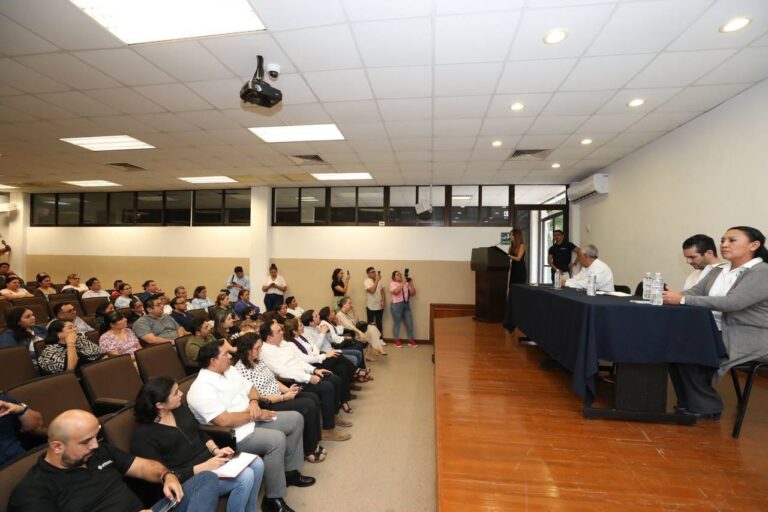 Beneficio histórico para docentes de universidades estatales de Yucatán al contar con mejores condiciones laborales y prestaciones