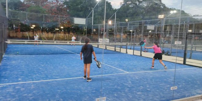 Realizan exhibiciones deportivas en el estadio Salvador Alvarado