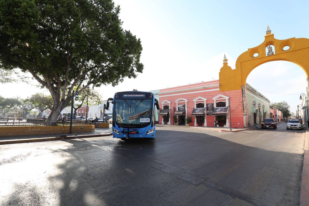 Con nuevas y modernas unidades, inició la ruta 69 Madero – Juan Pablo II