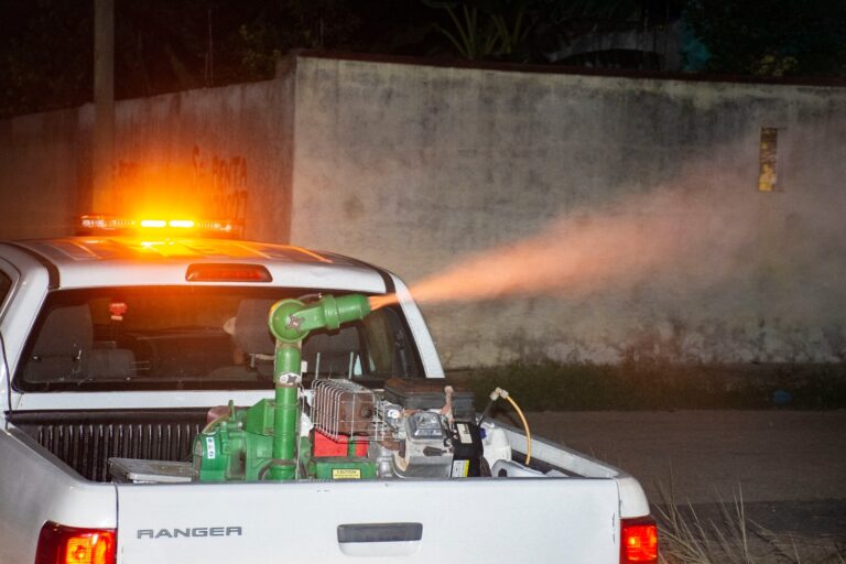 La fumigación contra los mosquitos continuará esta semana en Mérida y en varios municipios