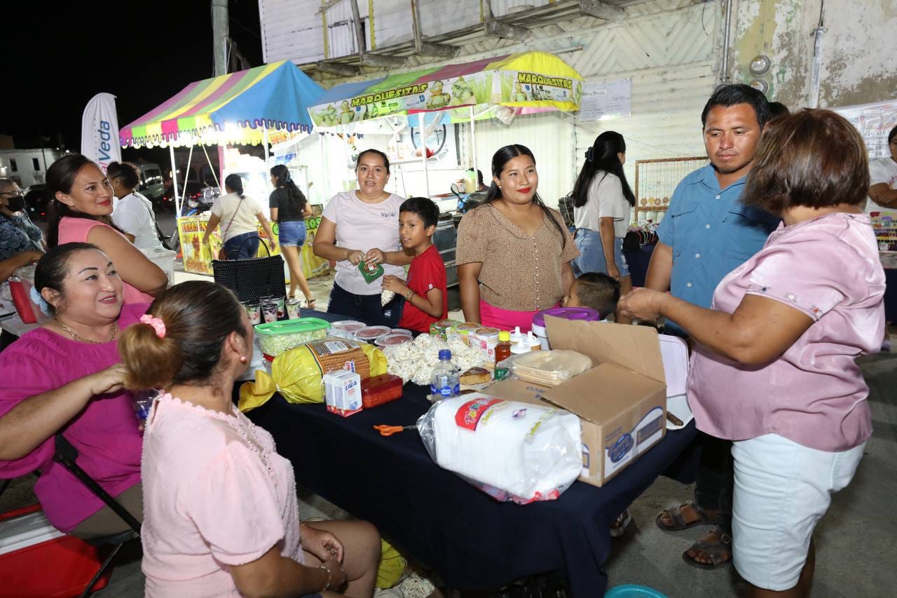 Familias yucatecas disfrutan del Festival de la Veda en San Felipe, Río Lagartos y Las Coloradas