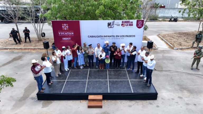 Los Paseos se llena de sonrisas infantiles