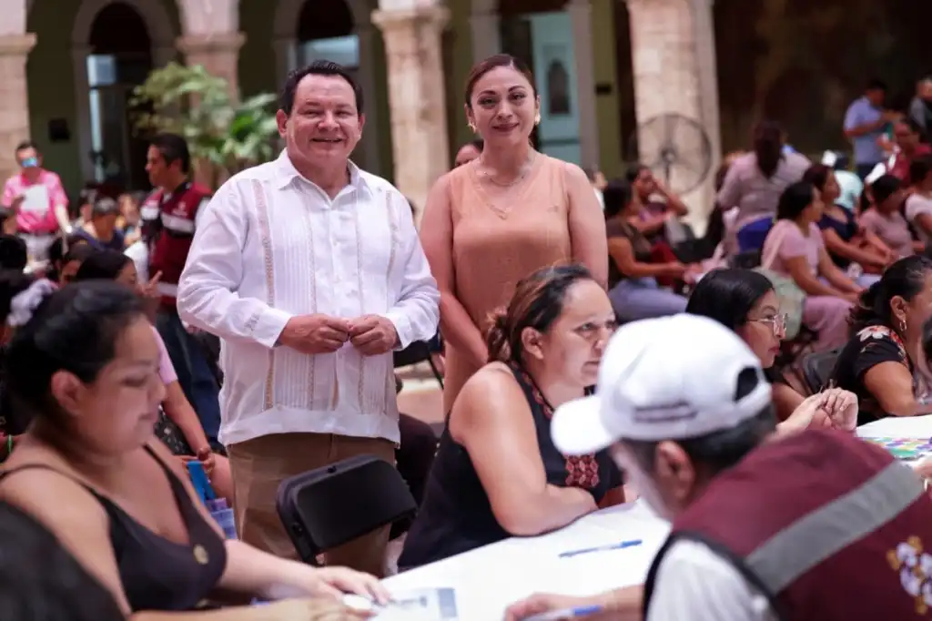 ‘Mujeres Renacimiento’ respalda a casi 14 mil madres autónomas ‘Mujeres Renacimiento’ respalda a casi 14 mil madres autónomas