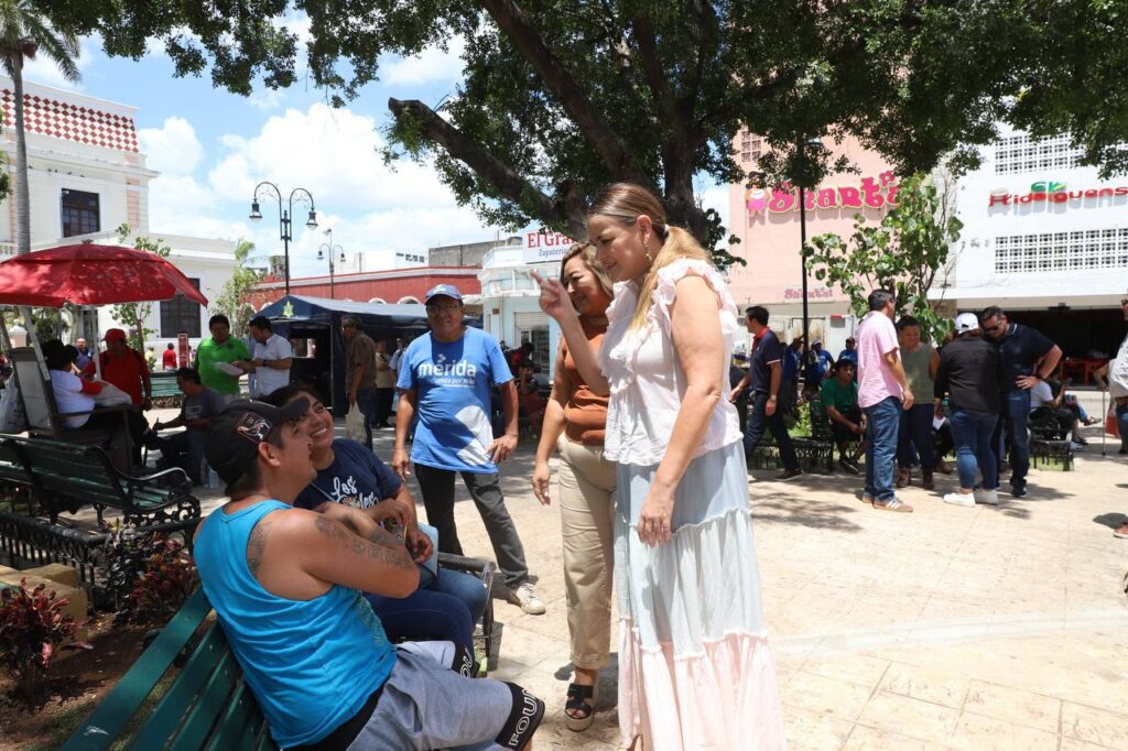 Cecilia Patrón Laviada reafirma su compromiso de hacer de Mérida un lugar más sostenible y habitable. Cecilia Patrón Laviada reafirma su compromiso de hacer de Mérida un lugar más sostenible y habitable.