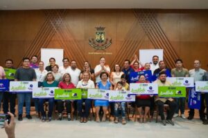 Capacitar y dar herramientas para el trabajo empodera y genera justicia social para las y los meridianos: Cecilia Patrón