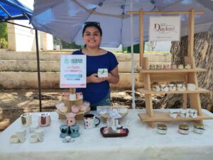 Ayuntamiento de Mérida respalda y promueve el talento de artesanos y productores locales.