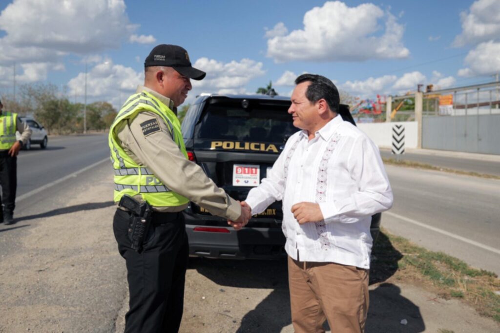 Díaz Mena impulsa innovación para seguridad vial Díaz Mena impulsa innovación para seguridad vial