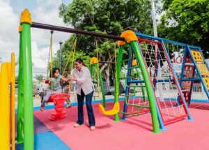 Las y los meridanos somos una gran comunidad; unidos mejoramos nuestra ciudad: Cecilia Patrón.