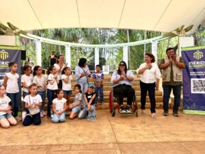 DIF Mérida festeja a niñas y niños con discapacidad.