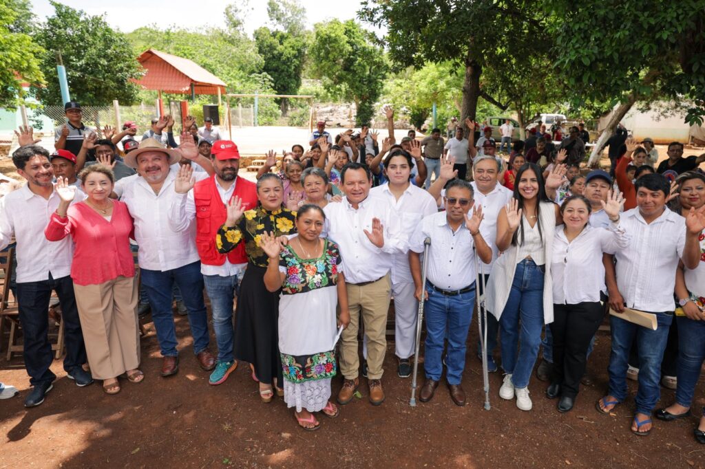 Renacimiento Maya lleva agua potable a comunidades mayas de Tekax con apoyo internacional