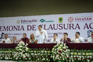 Más de 1,500 jóvenes egresan del Conalep Yucatán; anuncian becas universitarias para septiembre