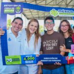 Impulsa Cecilia Patrón la educación con descuentos y becas para estudiantes.