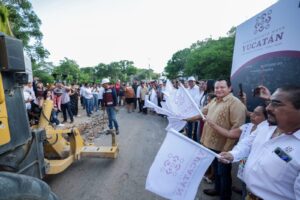 Díaz Mena saca del abandono carretera en Oxkutzcab con inversión histórica
