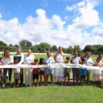 Entrega Cecilia Patrón rehabilitación del campo deportivo de Hunxectamán; “Deporte y convivencia fortalecen la comunidad”.