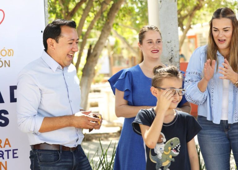 Niñas y niños de Mérida recibirán, en este regreso a clases, lentes gratuitos con el programa “Ver Mejor”.