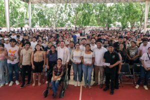 Inicia en Yucatán entrega de tarjetas del programa Jóvenes Construyendo el Futuro