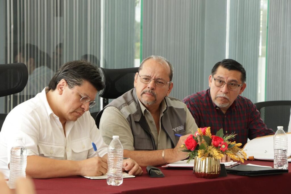 Agencia de Transporte, Gobierno y concesionarios trabajan por un sistema moderno y justo en Yucatán