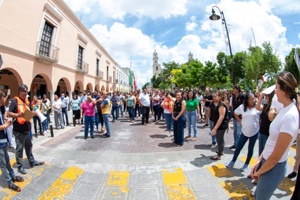 Mérida fortalece la cultura de prevención con su participación en el Simulacro Nacional de Protección Civil.